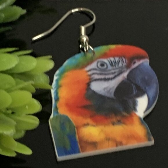 Parrot Earring, Gift Idea, Bird Earring, Novelty Earring, Parrot Jewelry, Silly - Picture 1 of 4